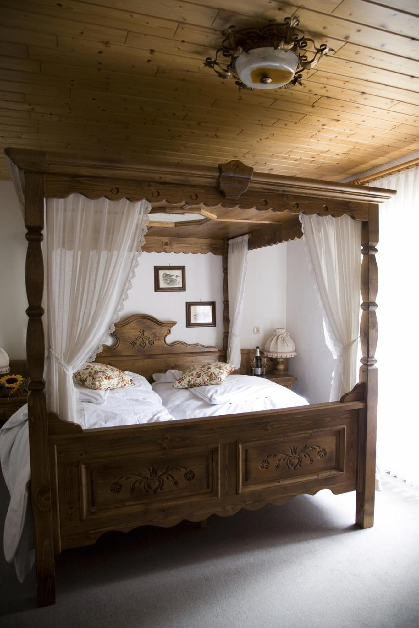 Landhotel Am Wenzelbach Prüm Eksteriør billede