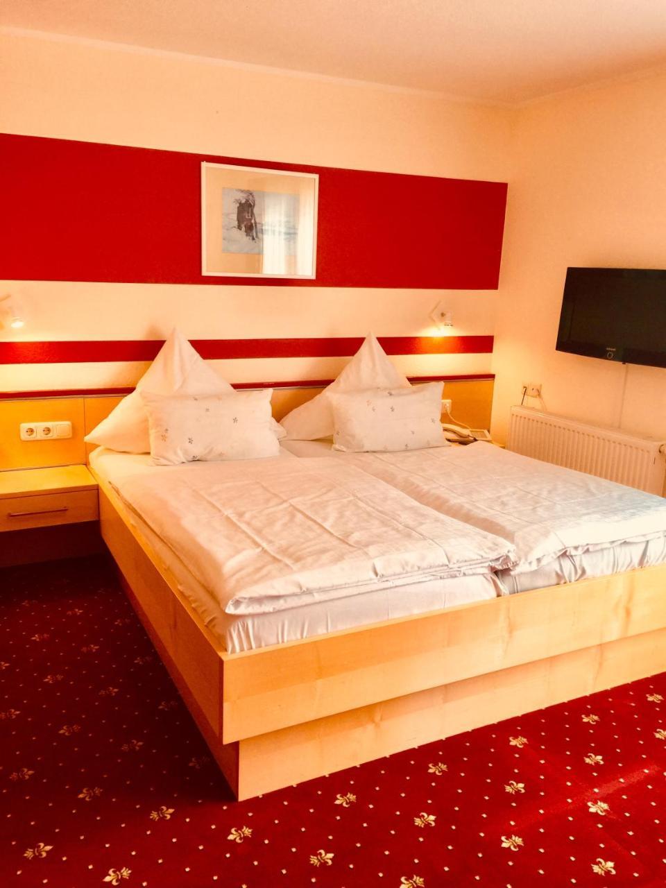Landhotel Am Wenzelbach Prüm Eksteriør billede